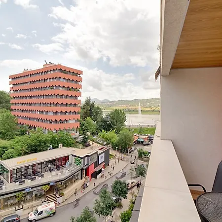 Hotel apartamentowy The - Serviced Tirana