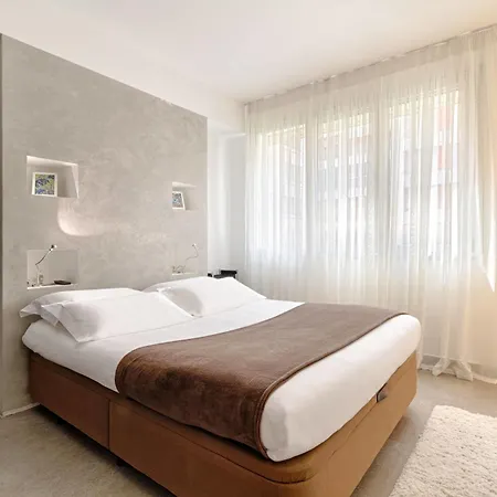 The - Serviced Hotel apartamentowy 4*