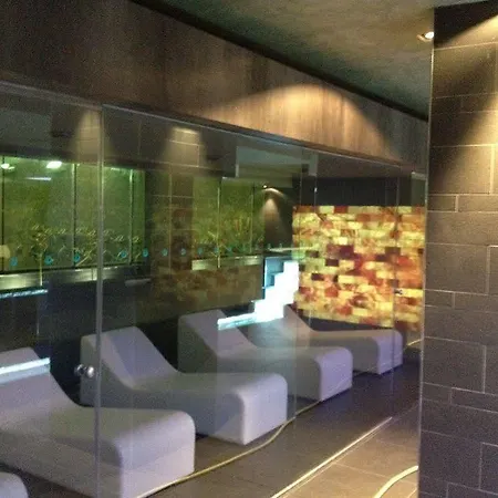 The - Serviced 4* Тирана