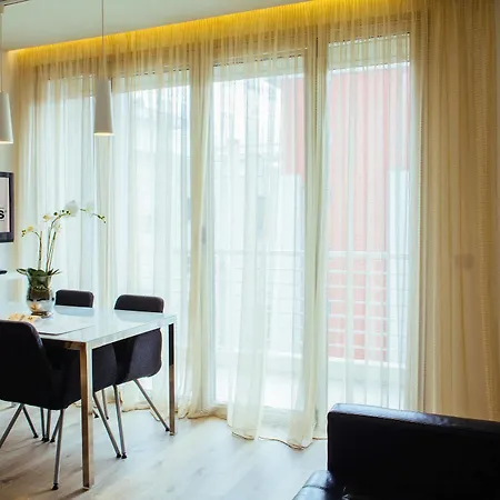 The - Serviced 4* Тирана