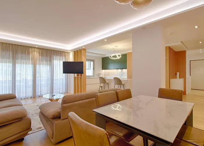 The - Serviced Aparthotel